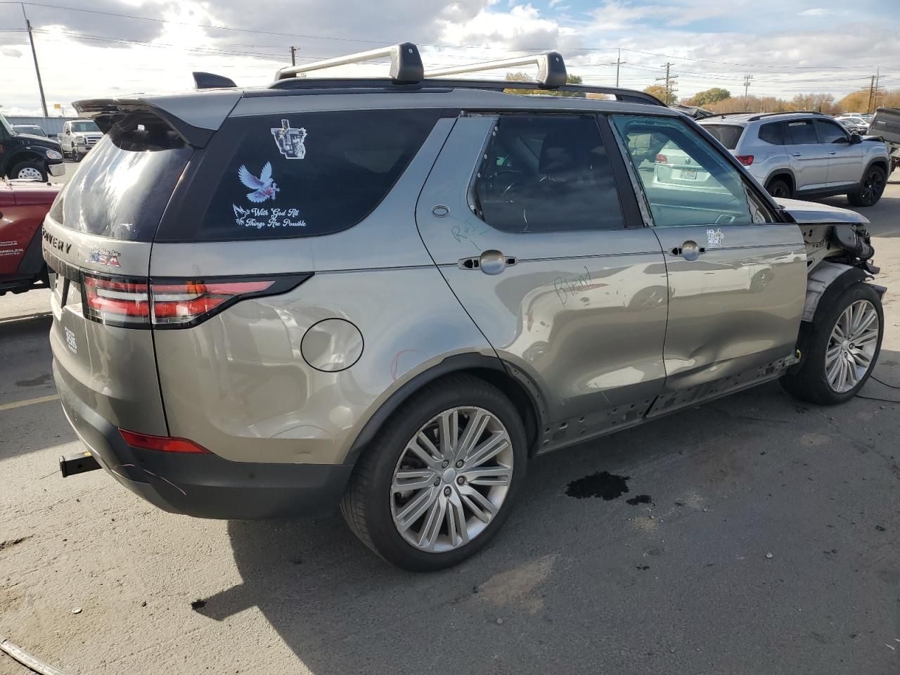 2017 Land Rover Discovery First Edition