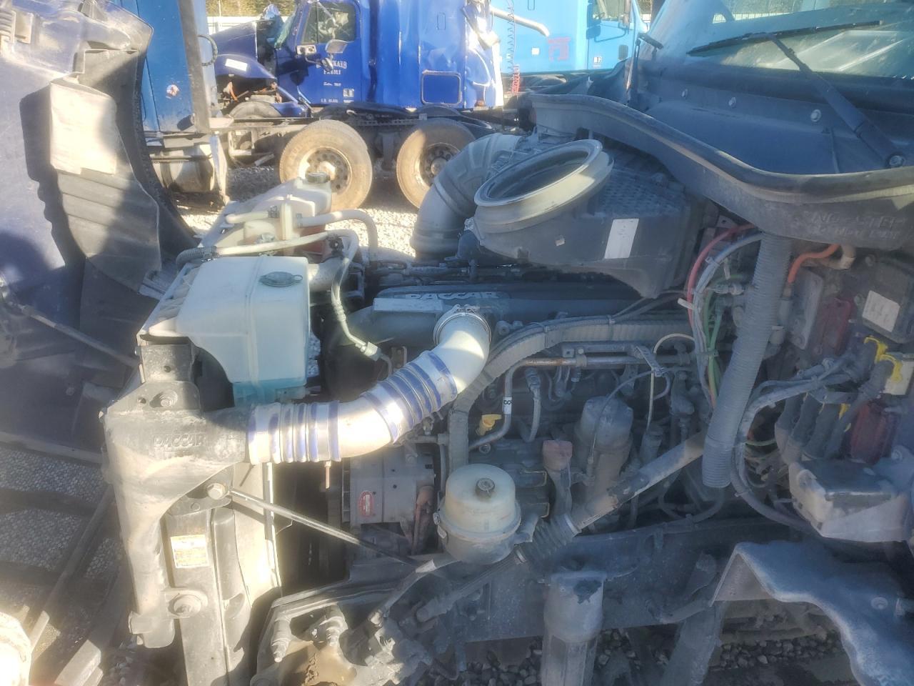 2020 Peterbilt 579 Semi Truck