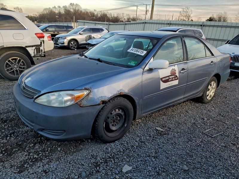 2003 Toyota Camry le
