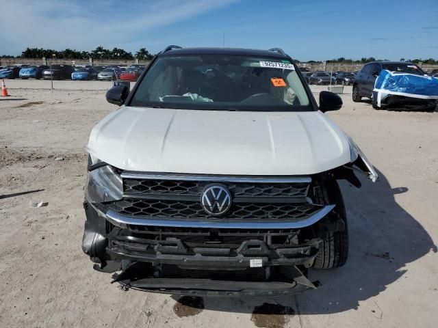 2023 Volkswagen Taos se
