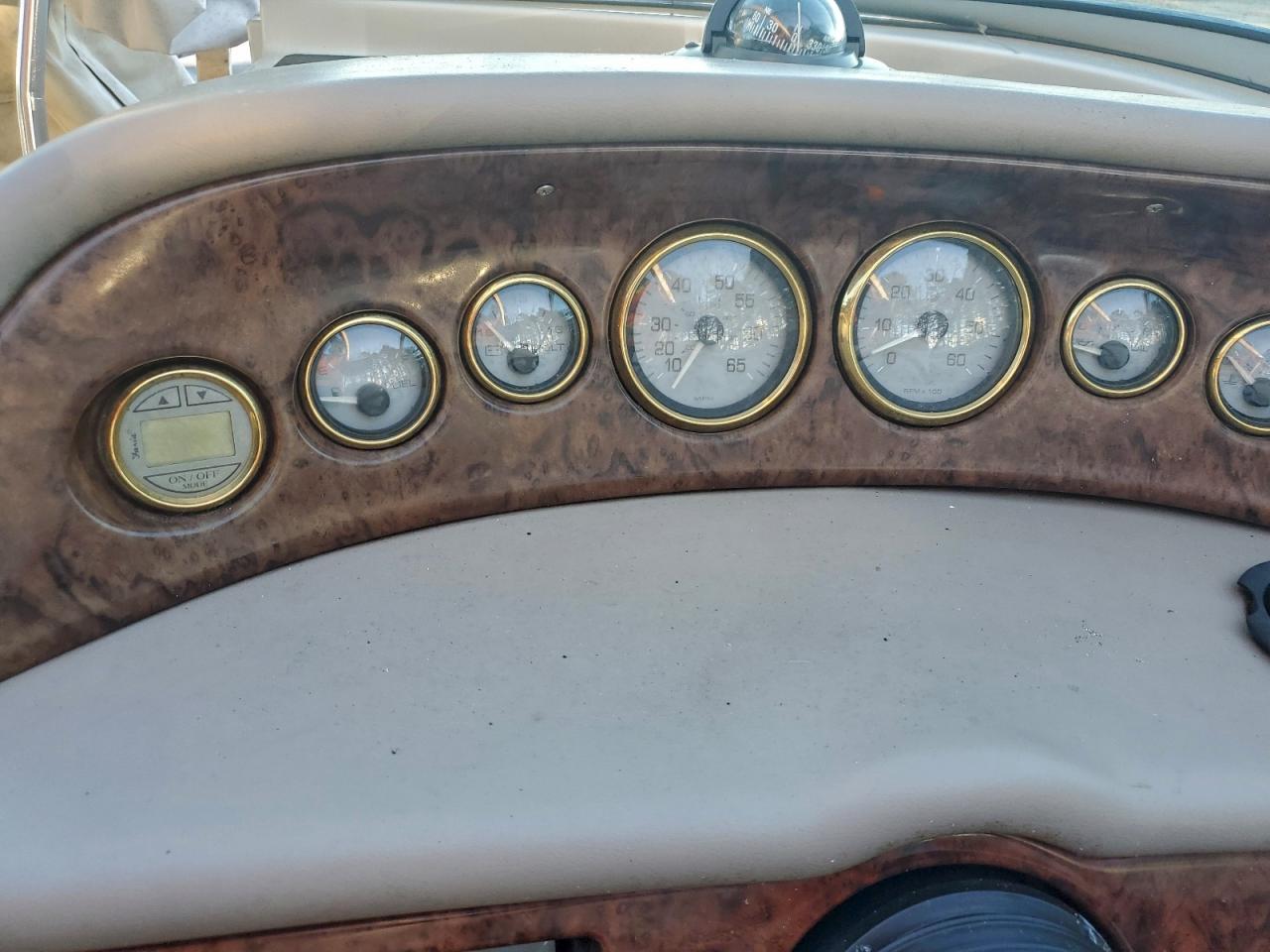 2002 Four Winds Boat