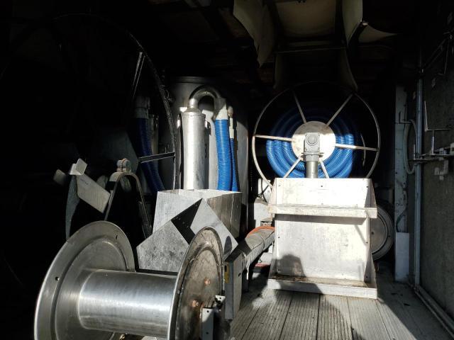 2010 Mitsubishi Fe 84D box Truck