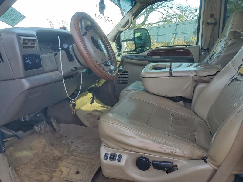 2002 Ford Super Duty F-350 W/D