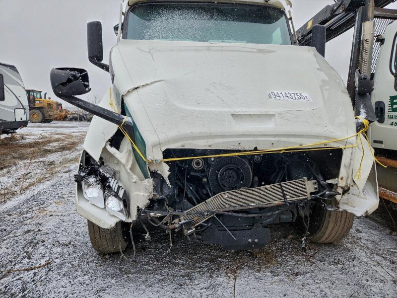 2023 Freigliner Cascadia