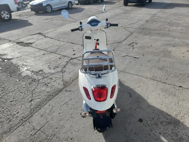 2019 Vespa Primavera