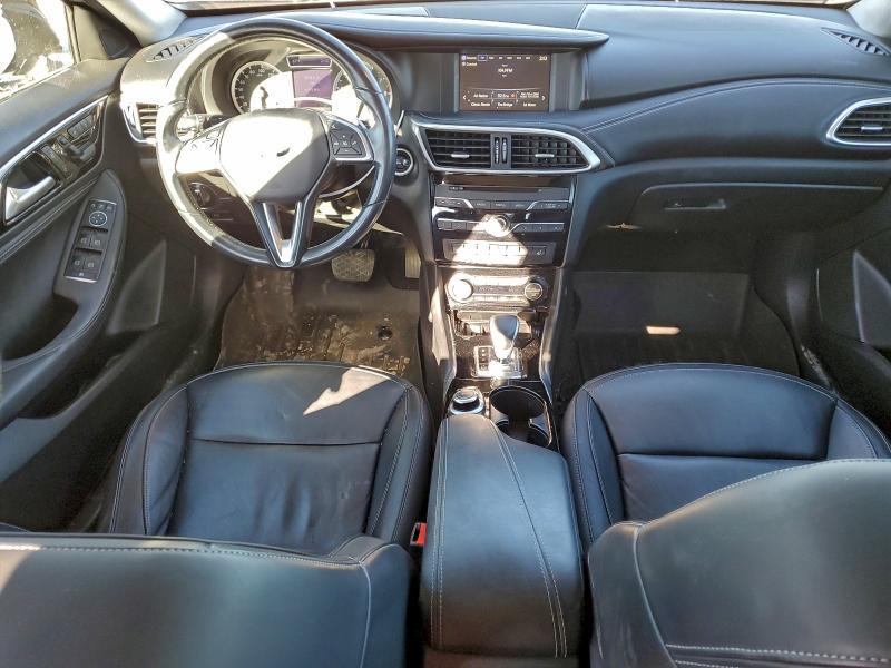 2018 Infiniti Qx30 Base