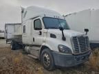 2016 Freightliner Cascadia BOX Truck