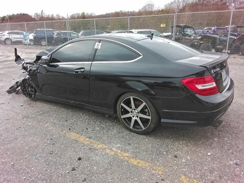 2015 Mercedes-Benz C 250