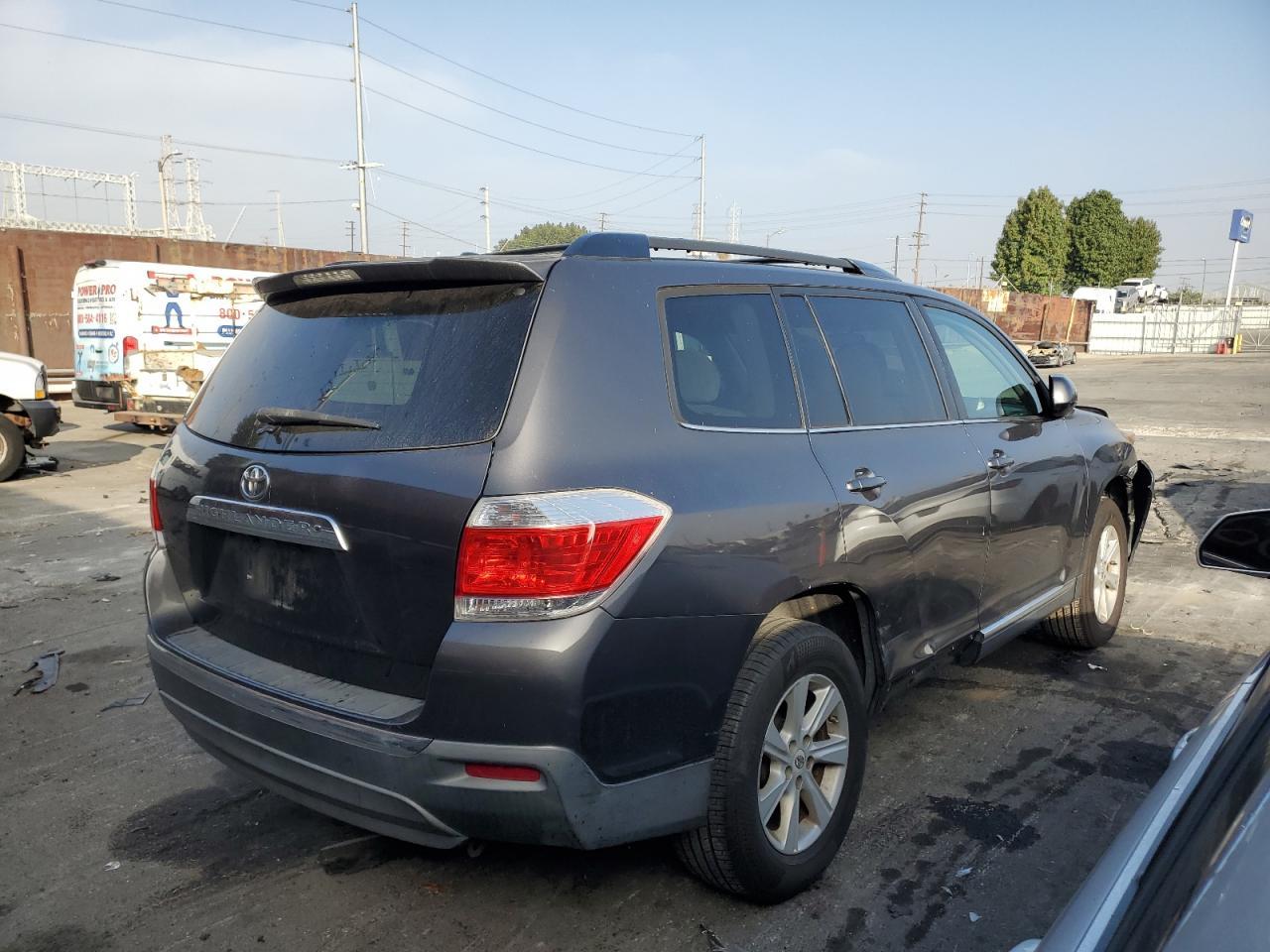 2012 Toyota Highlander Base
