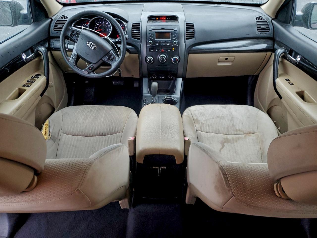 2013 KIA Sorento lx