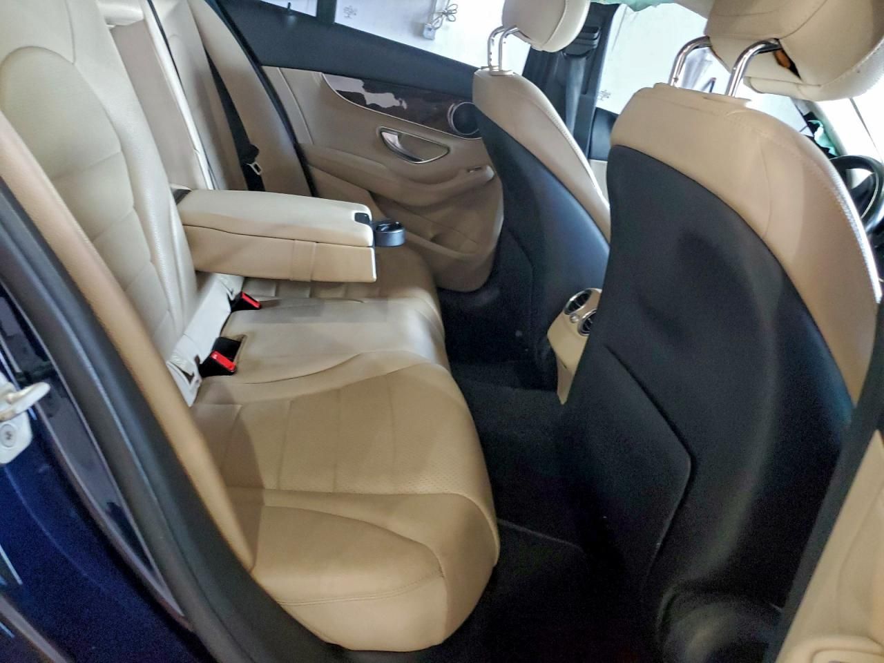 2016 Mercedes-Benz C300