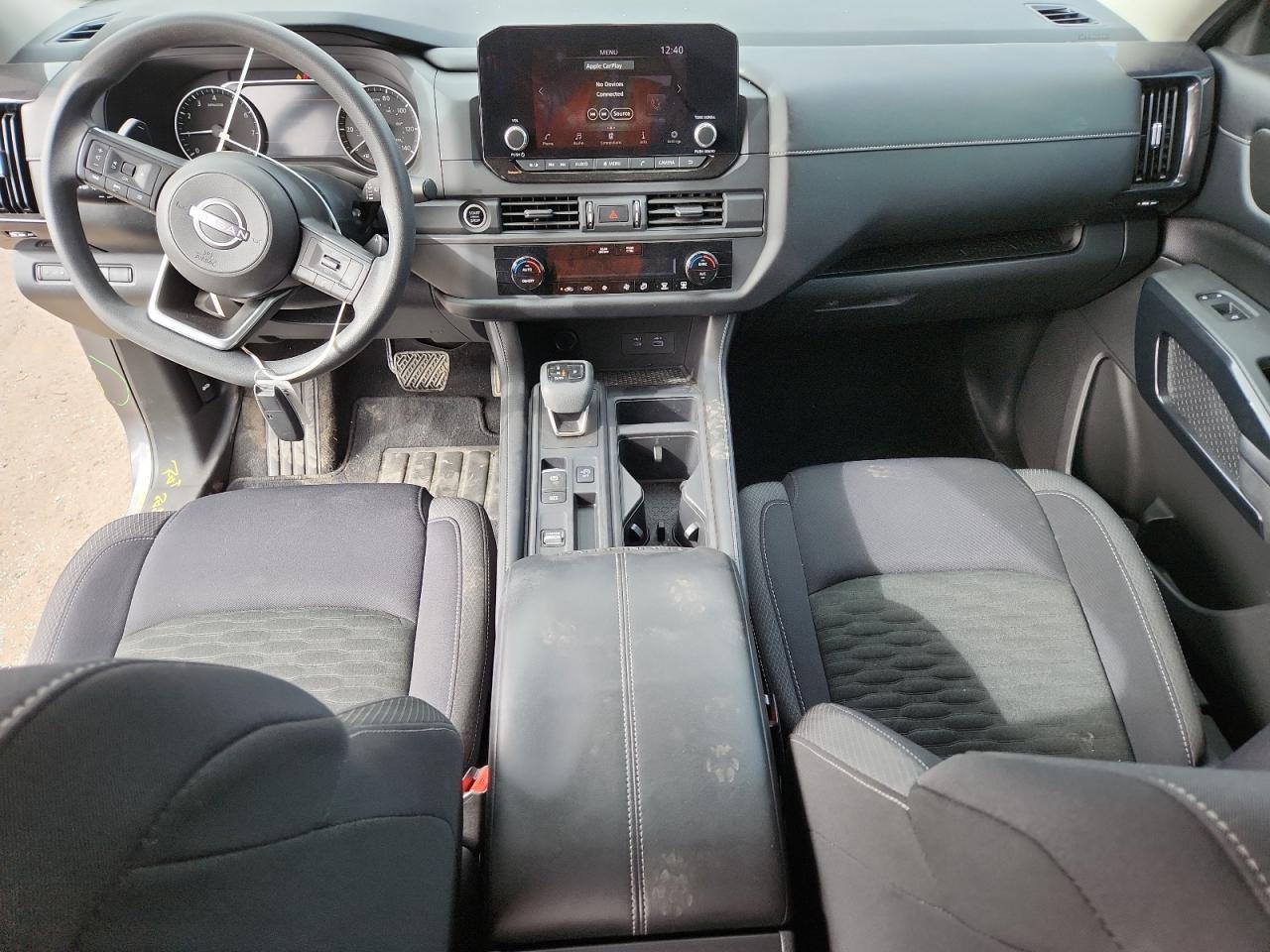 2023 Nissan Pathfinder s