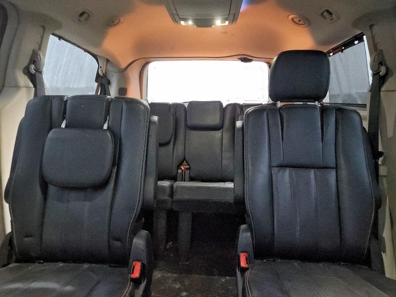 2015 Chrysler Town & Country Touring