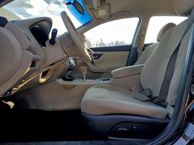2015 Niss Altima 2.5 s