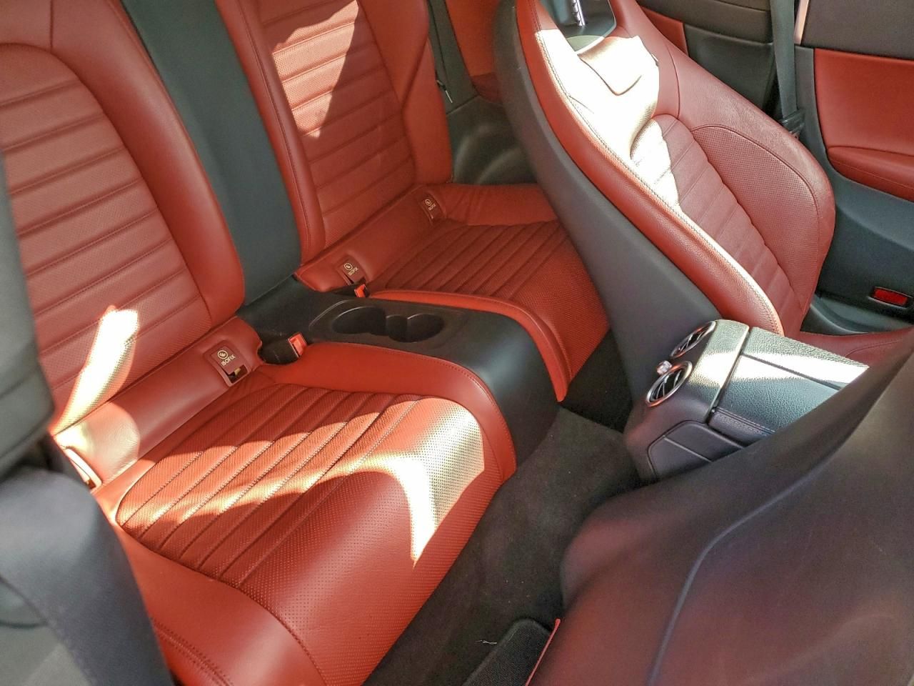 2018 Mercedes-Benz C300