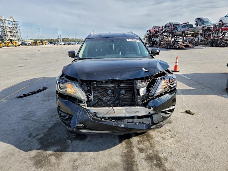 2017 Nissan Pathfinder s