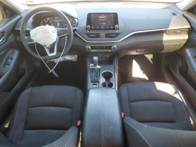2022 Nissan Altima sv