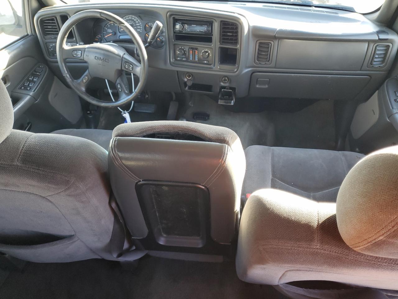2004 GMC Sierra K2500 Heavy Duty