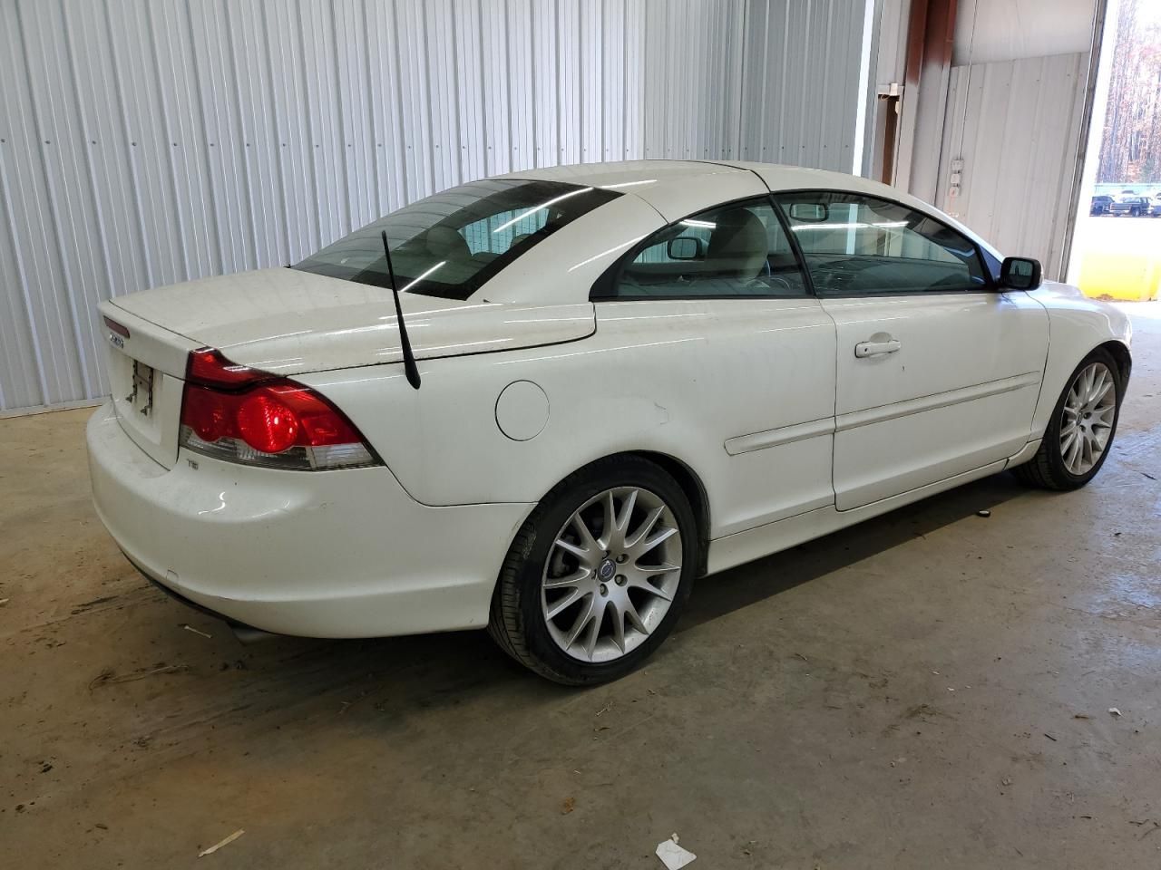 2006 Volvo C70 T5