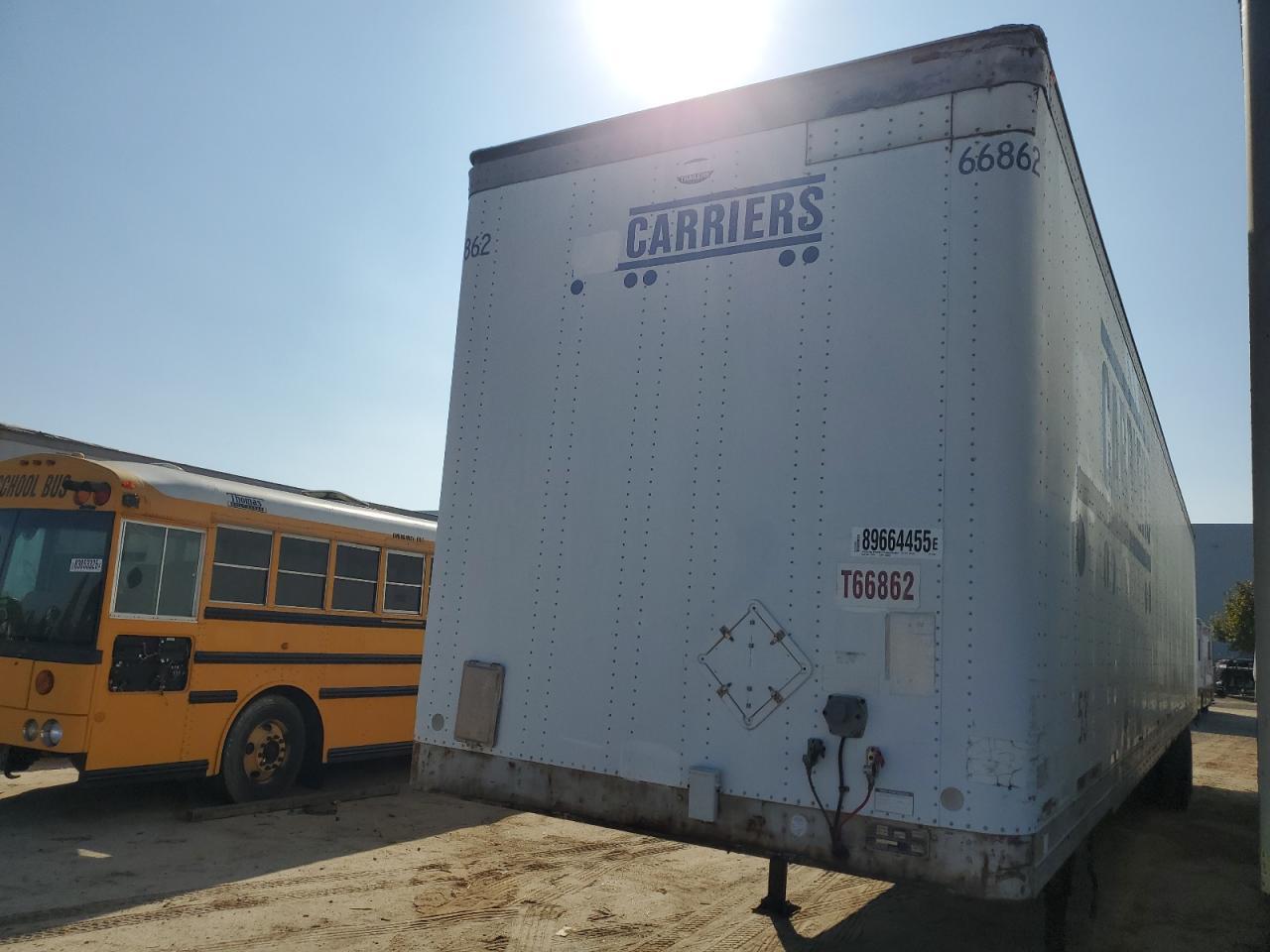 1998 Lufkin DRY Van Trailer