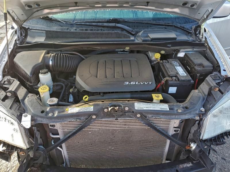 2011 Chrysler Town & Country Touring