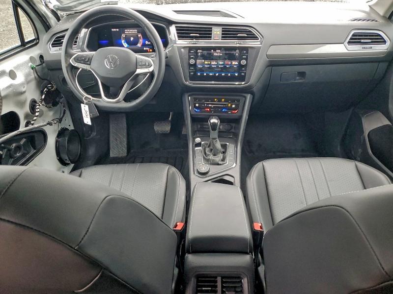 2022 Volkswagen Tiguan SE