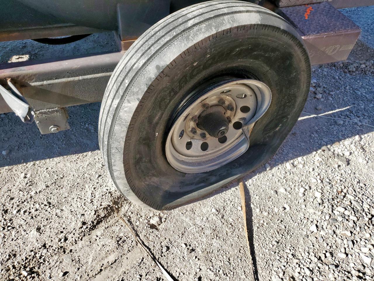 2000 Pipe Trailer