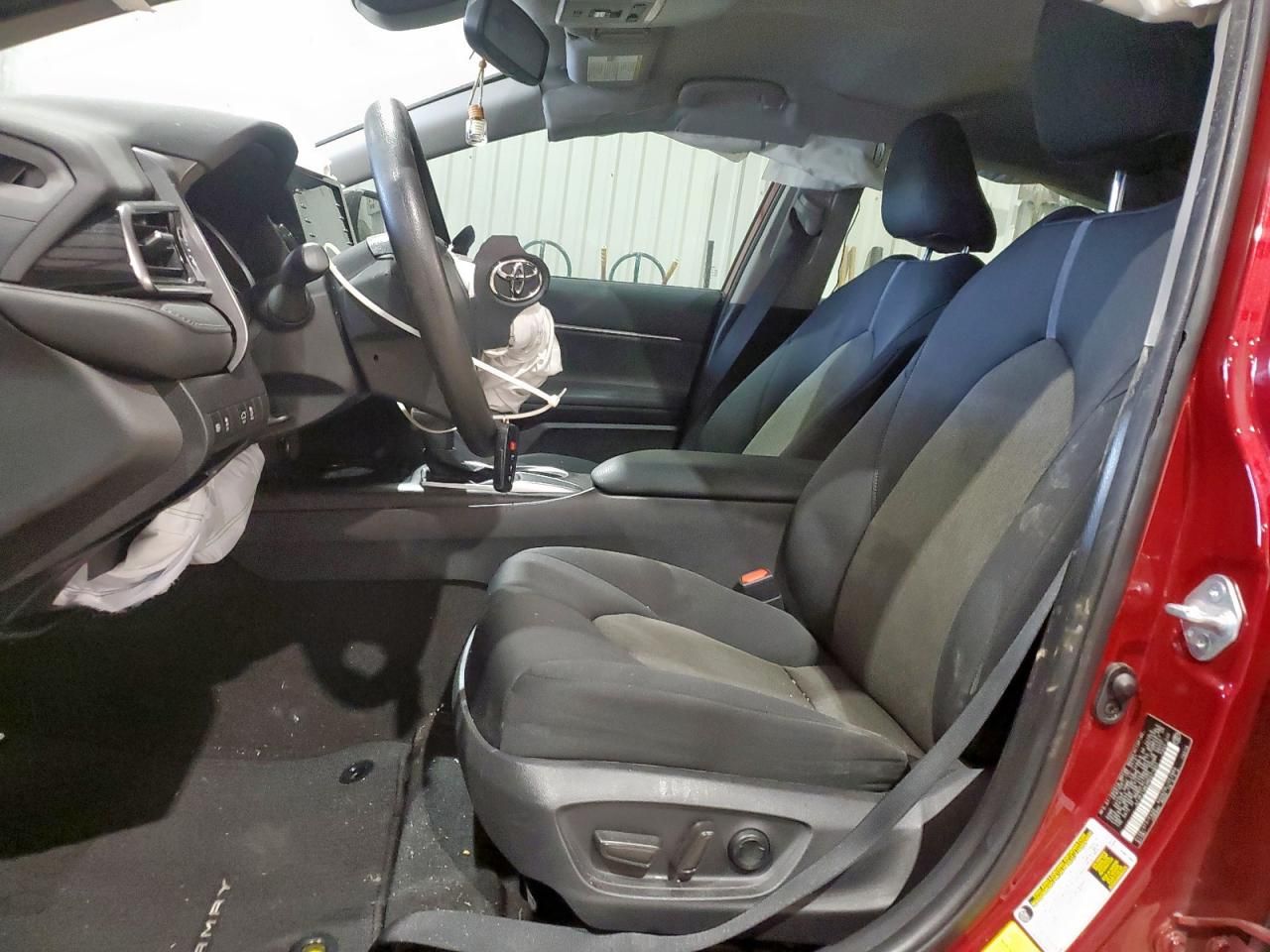 2021 Toyota Camry le