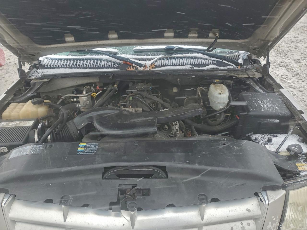 2005 Cadillac Escalade Luxury