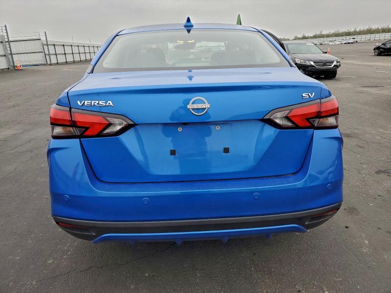 2023 Nissan Versa sv