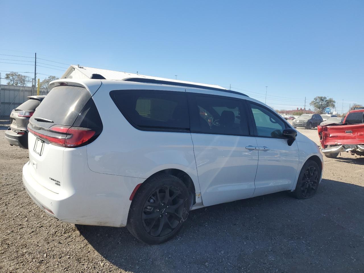 2025 Chrysler Pacifica Limited