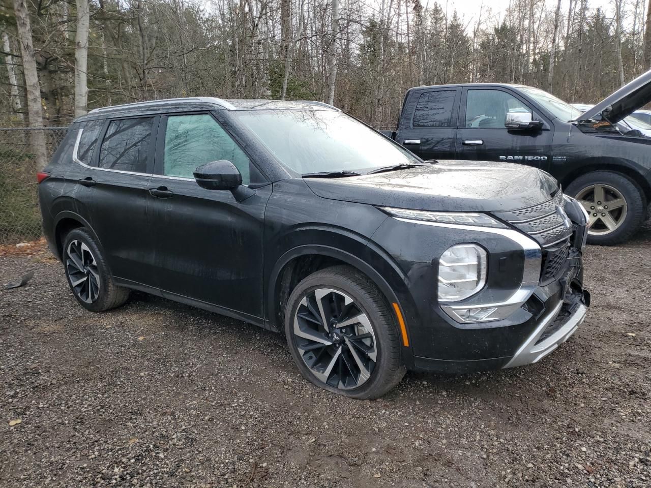 2024 Mitsubishi Outlander se