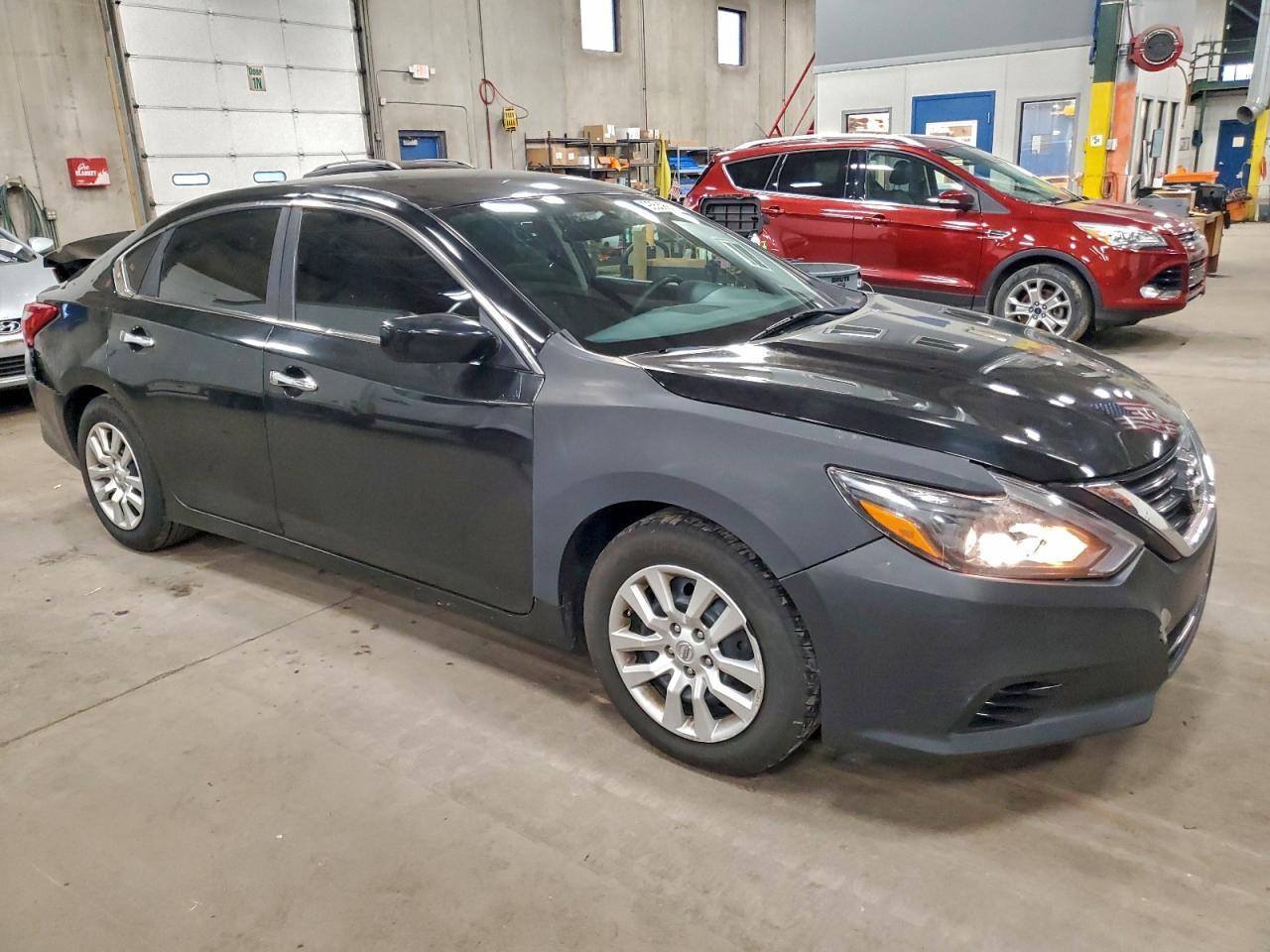 2016 Niss Altima 2.5