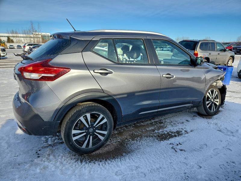 2019 Nissan Kicks s