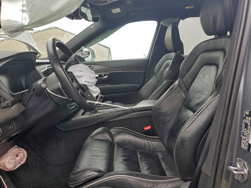 2020 Volvo Xc90 T6 R-design