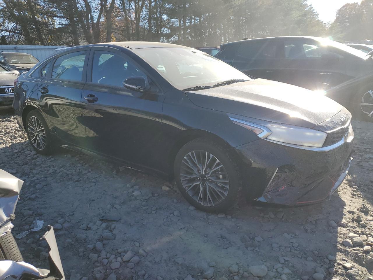 2024 KIA Forte gt Line