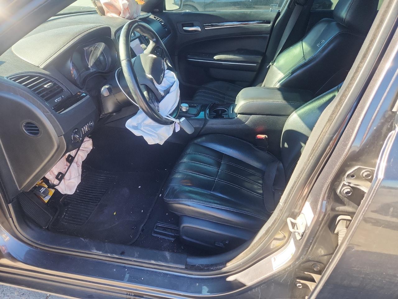 2018 Chrysler 300 s