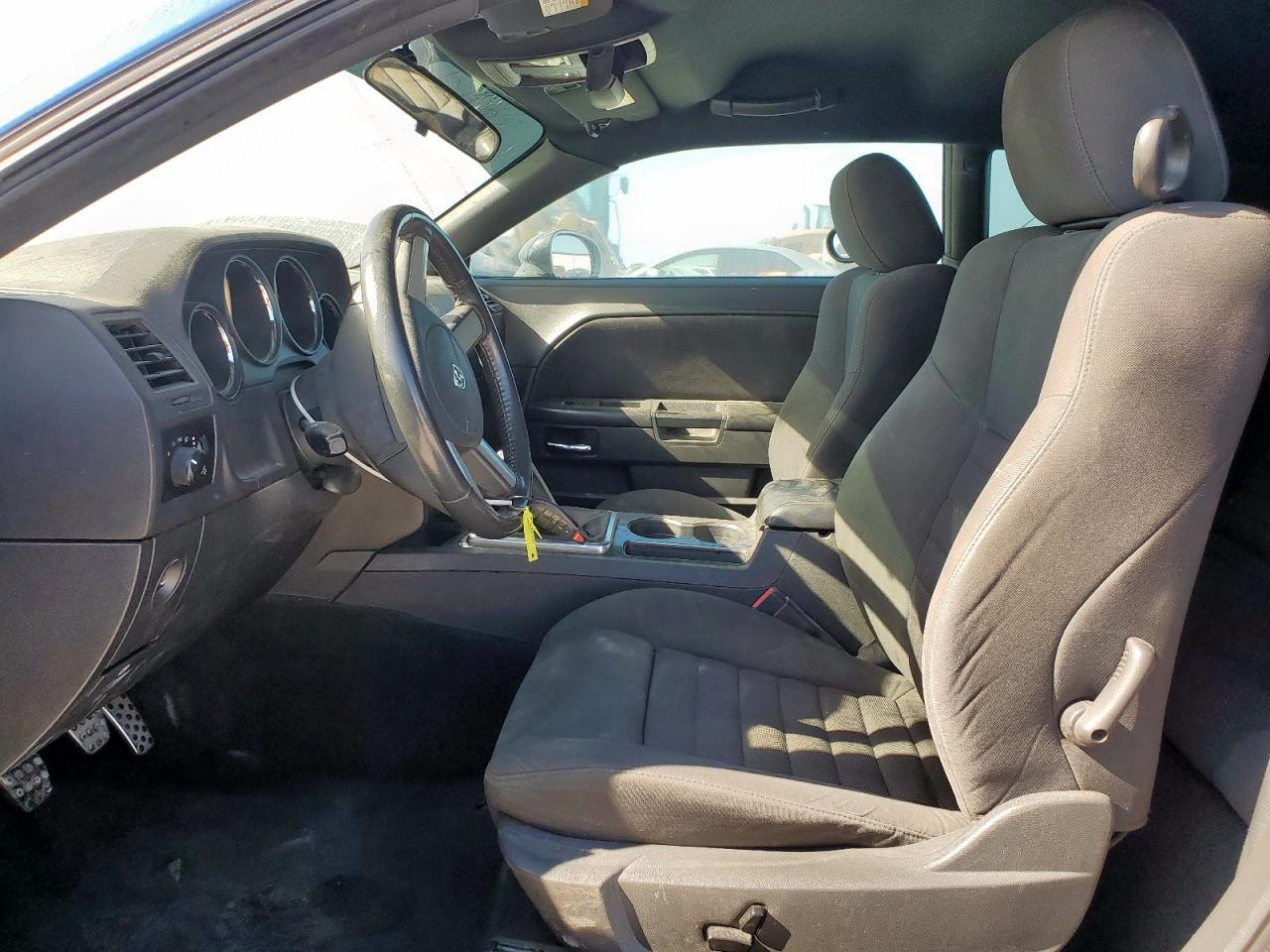 2010 Dodge Challenger r