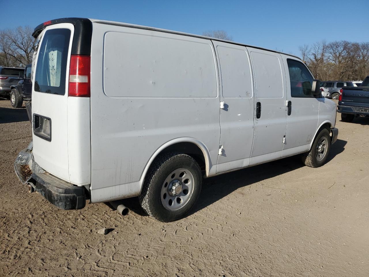 2014 Chev Rolet Express G1500 Utility / Service Van