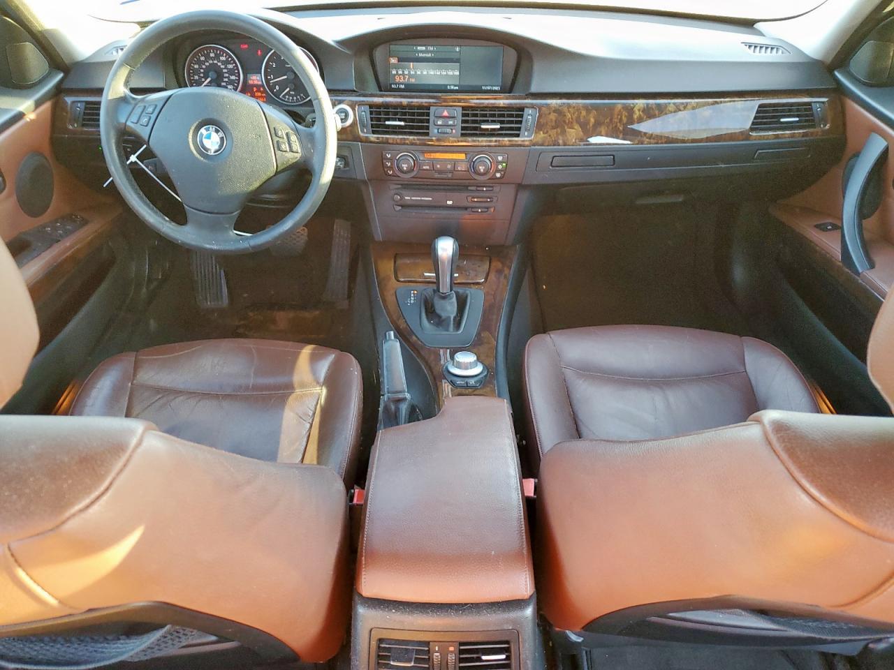 2006 BMW 325 i Automatic