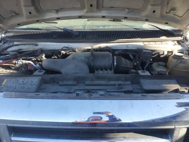 2008 Ford E450 BOX Truck