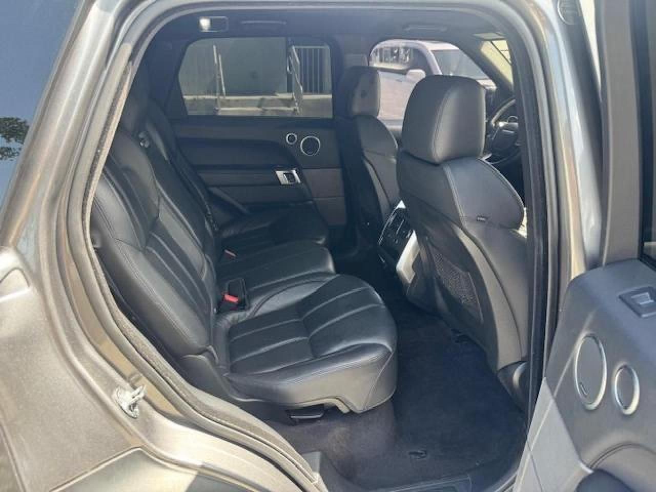 2016 Land Rover Range Rover Sport se