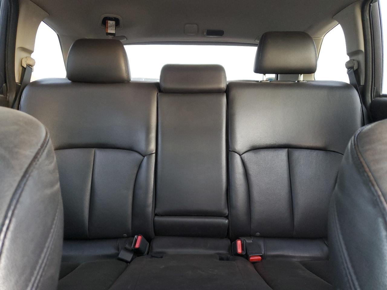 2010 Subaru Outback 2.5i Limited