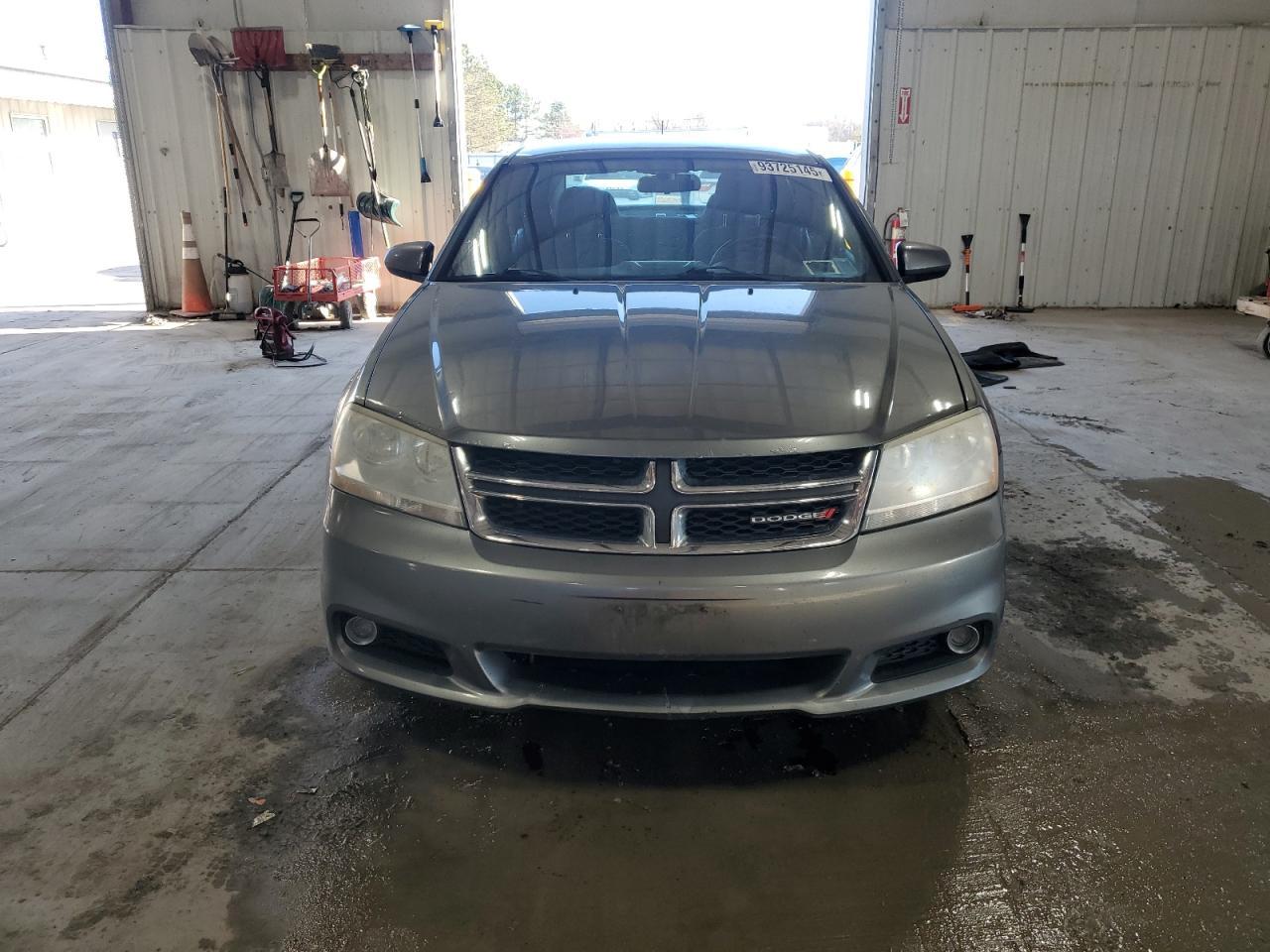 2013 Dodge Avenger sxt