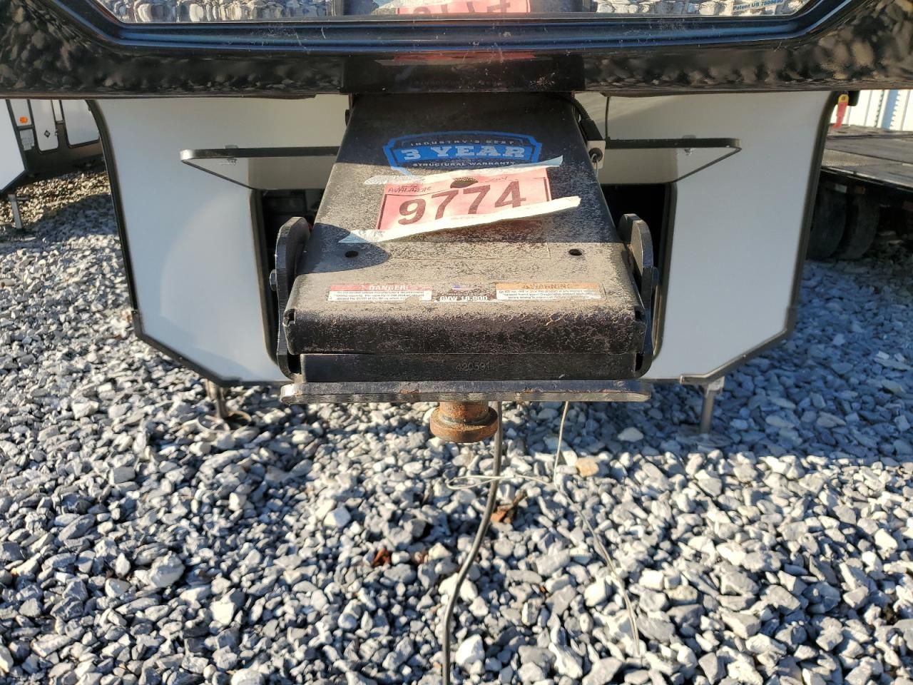 2020 Arrow 5th Wheel