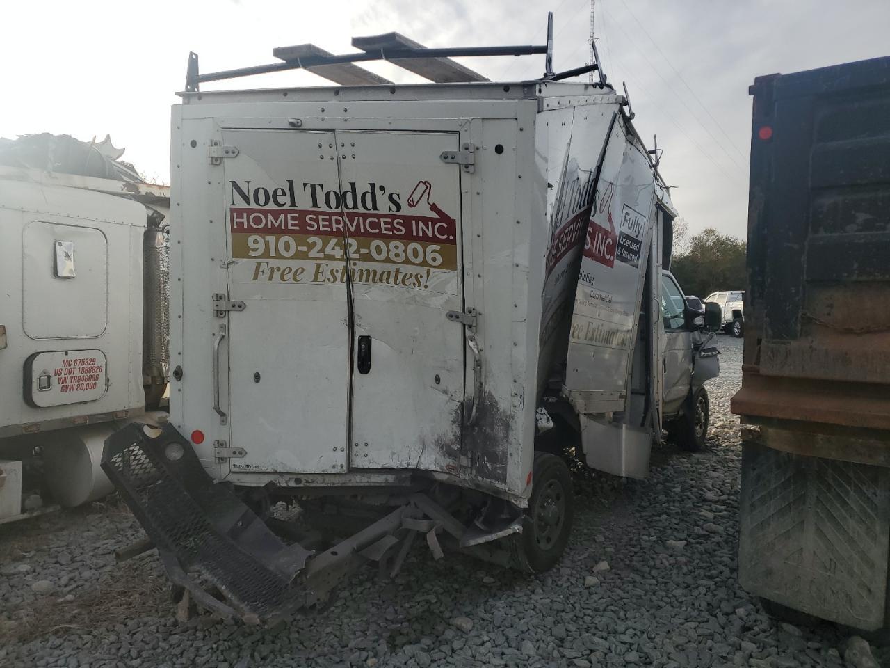 2021 Ford E-350 Utility / Service Truck