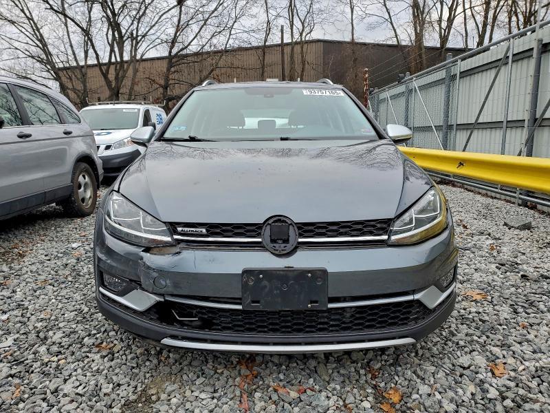 2018 Volkswagen Golf Alltrack s