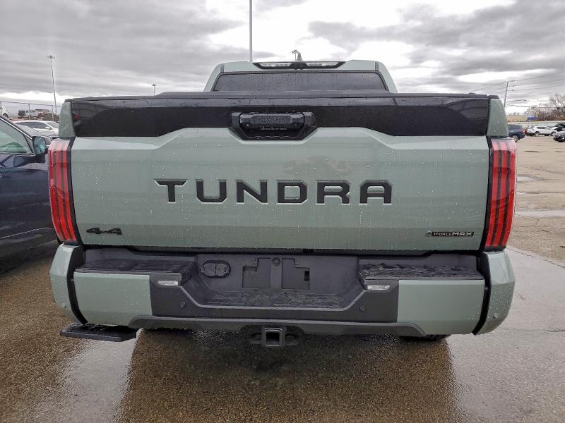2026 Toyota Tundra Platinum hv