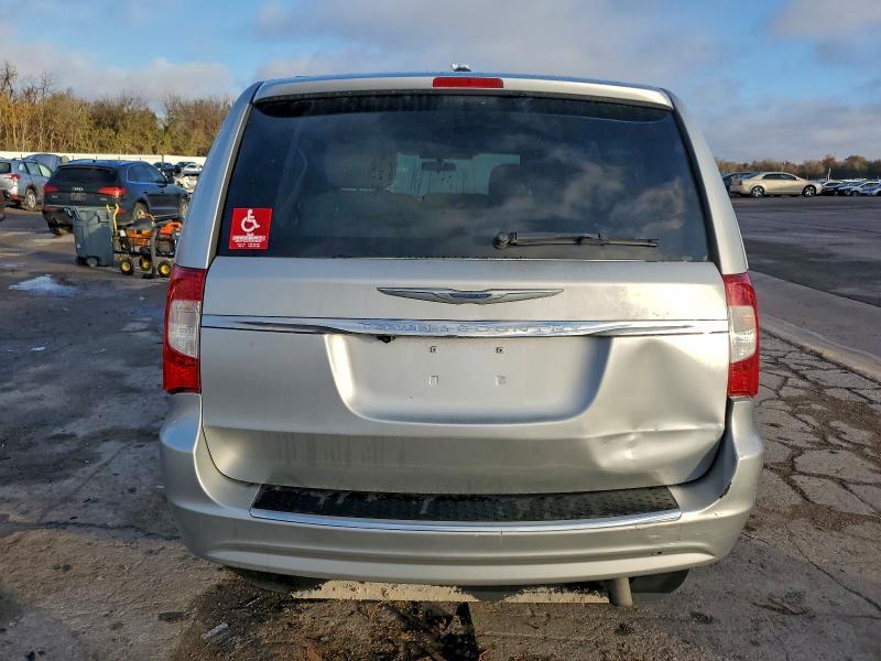 2011 Chrysler Town & Country Touring