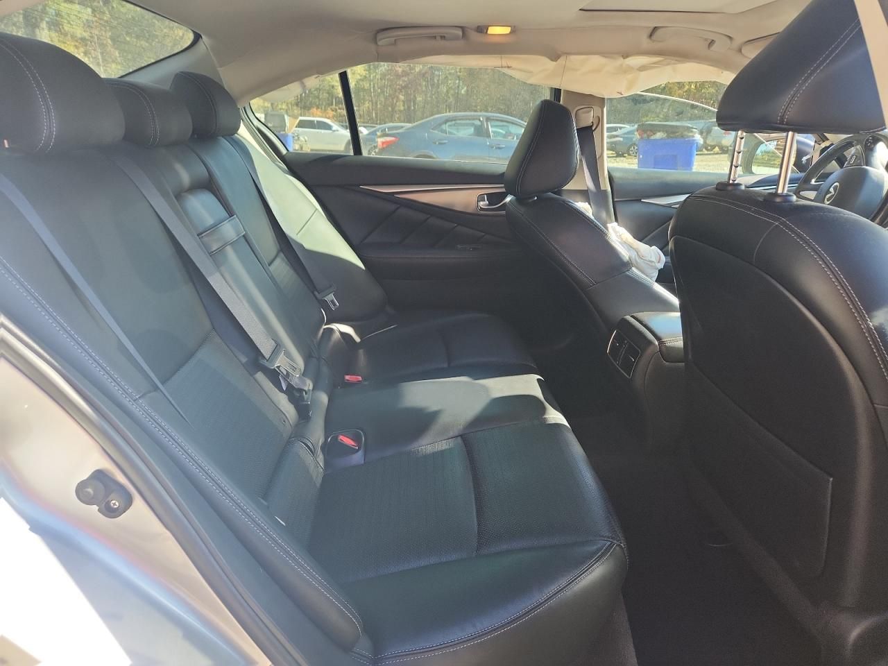 2017 Infiniti Q50 Premium